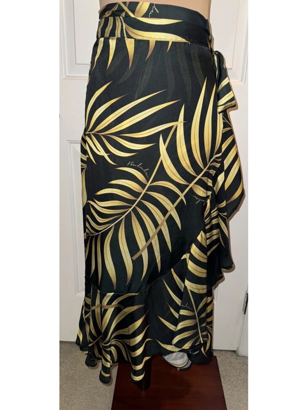 Bululu Resort Wear USA Wrap Skirt Green Palm Leaves  Maxi Skirt Size S/M